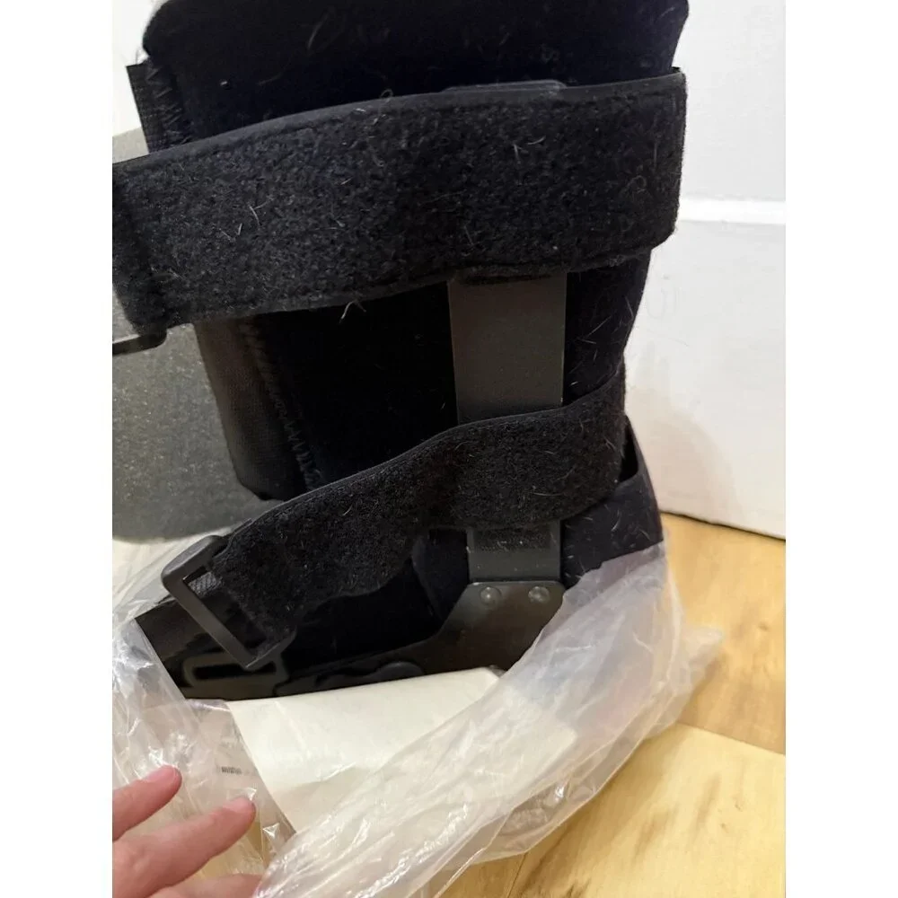 Adjustable Walking Boot Style Support Brace – Size M